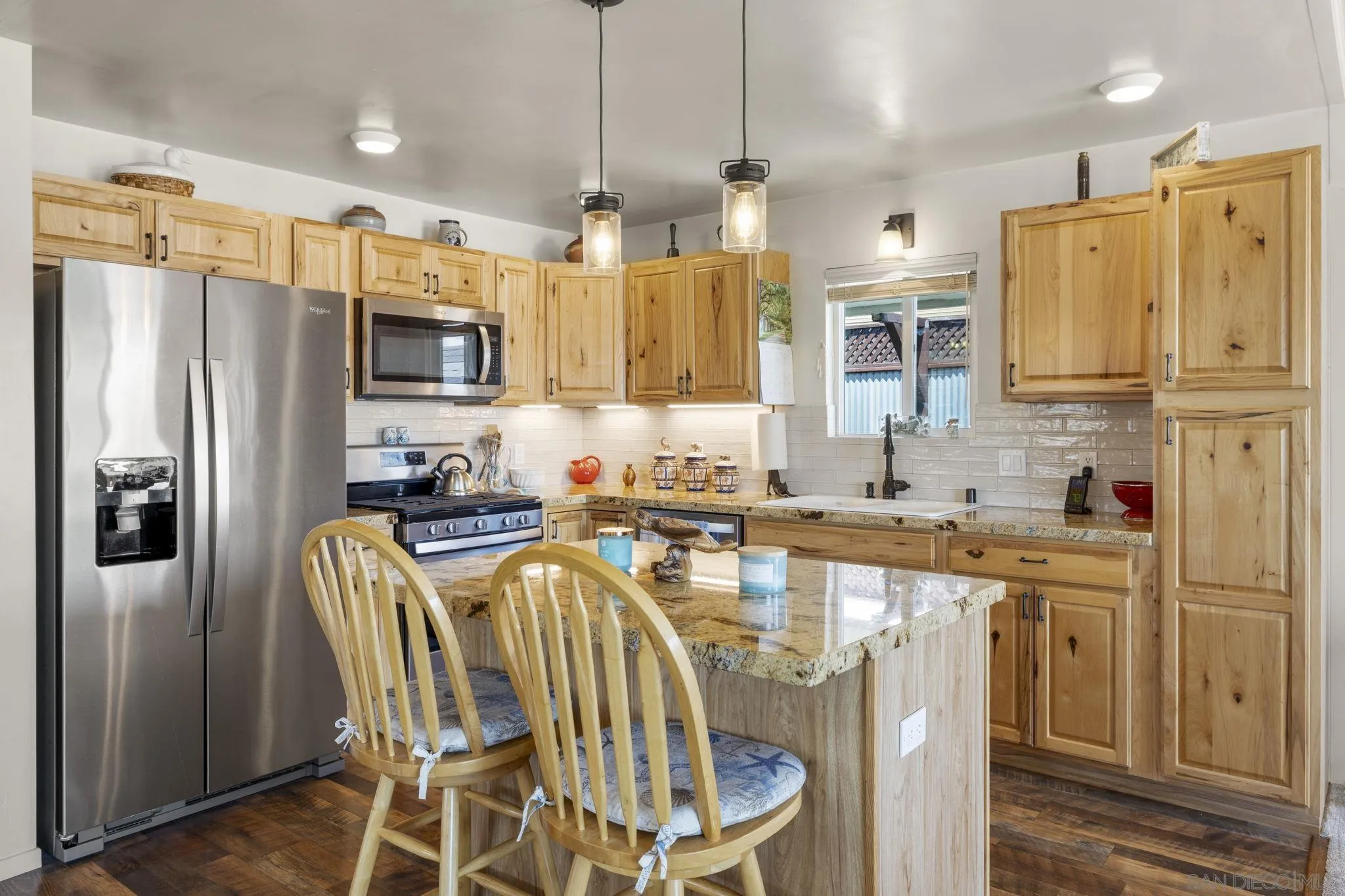 https://cdn.realtyfeed.com/cdn/127/260011081/ac0f49c80c85d88e677fd11ec7282b43.webp