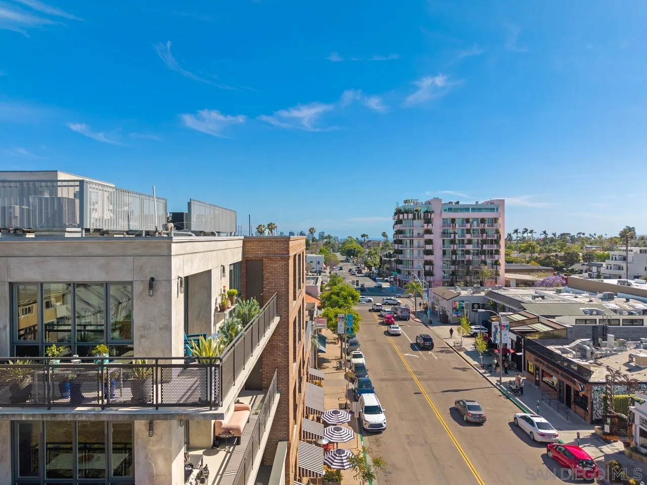 https://cdn.realtyfeed.com/cdn/127/260011083/01dd919c99968820e03ddb35e1f524cd.webp
