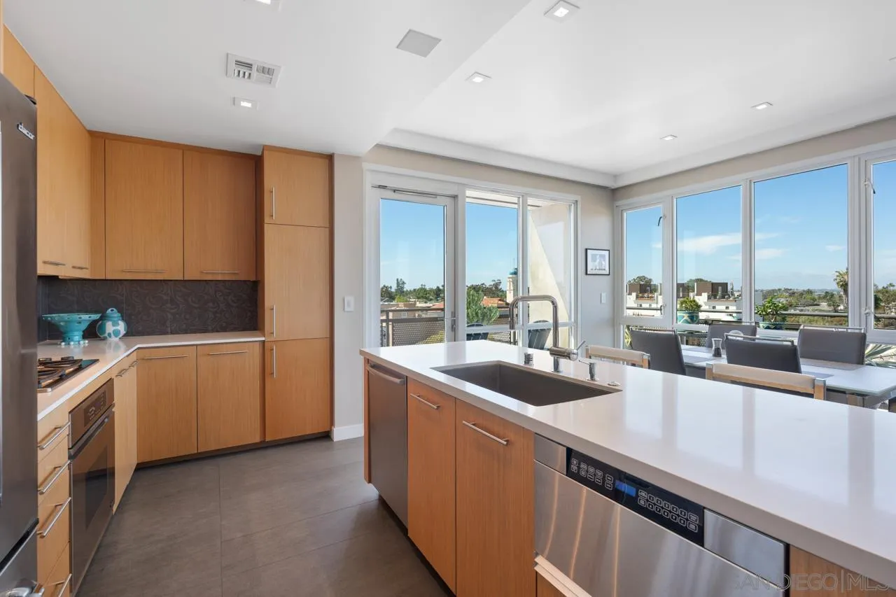 https://cdn.realtyfeed.com/cdn/127/260011083/266e579c6d74c5e86340e5f2588ea9cc.webp