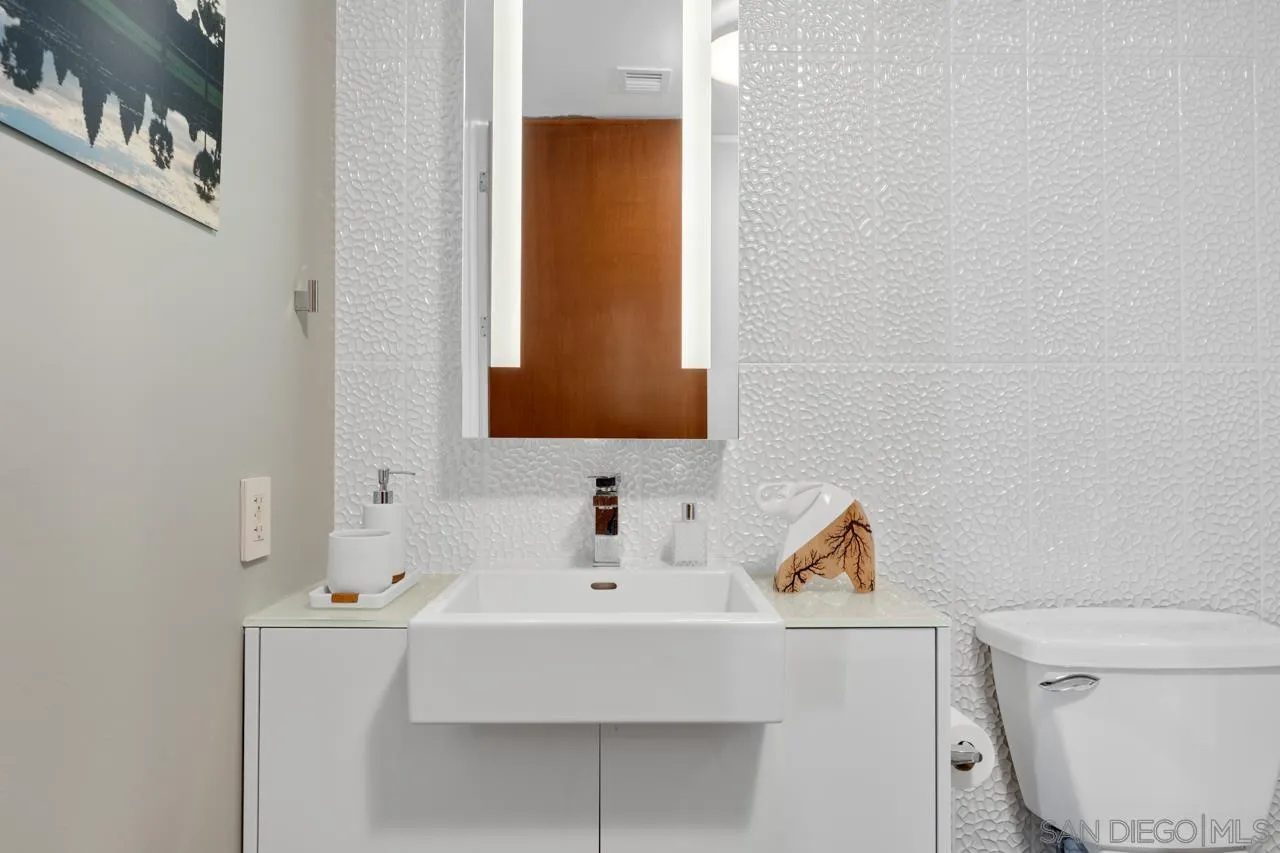 https://cdn.realtyfeed.com/cdn/127/260011083/4e0624cd145e126cd95016682027f2a1.webp