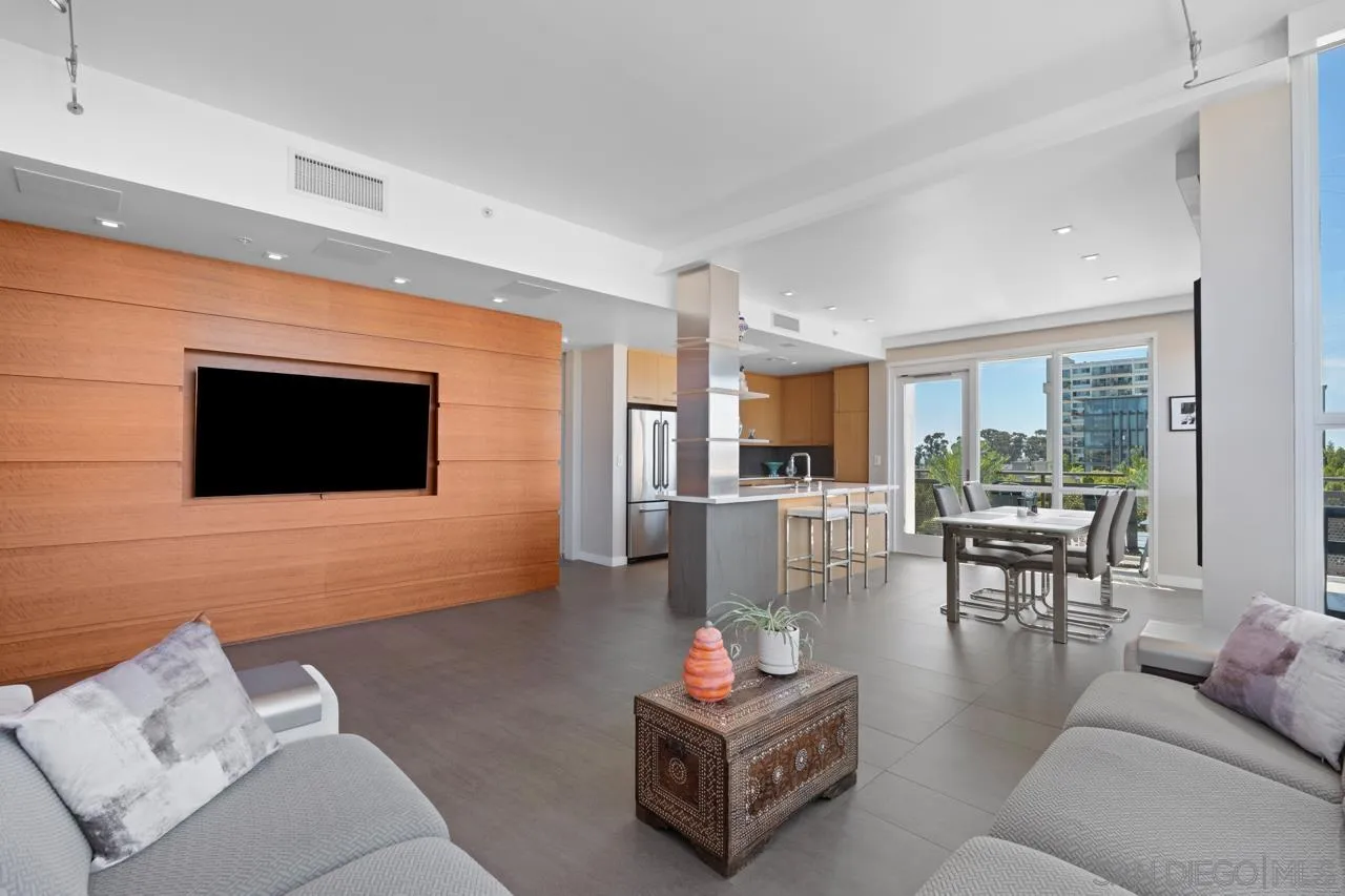 https://cdn.realtyfeed.com/cdn/127/260011083/89b42c7fc30058264c522fe27f08993e.webp