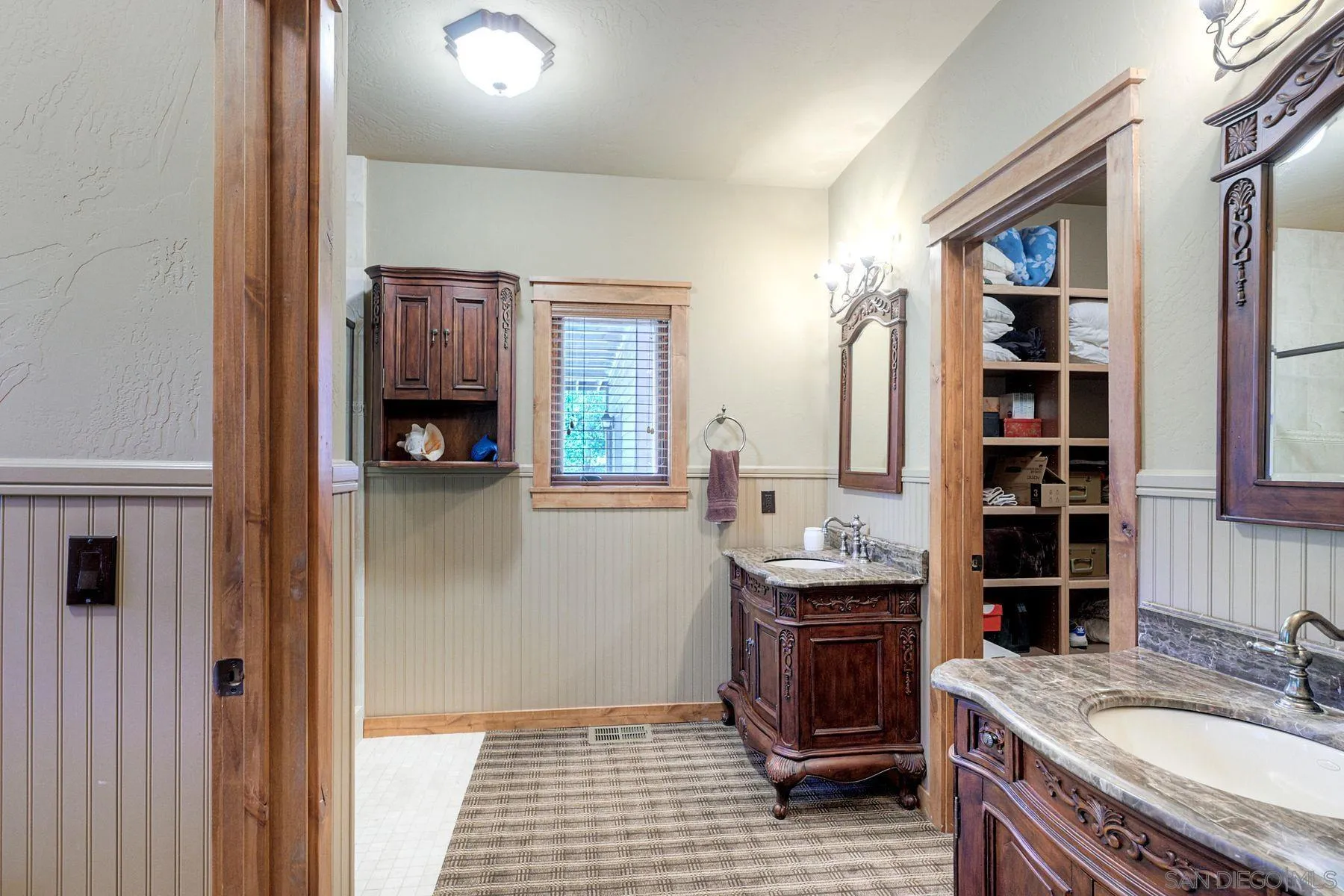 https://cdn.realtyfeed.com/cdn/127/260011084/1b6bcaaf0845d828353363ef7cf6f7ec.webp
