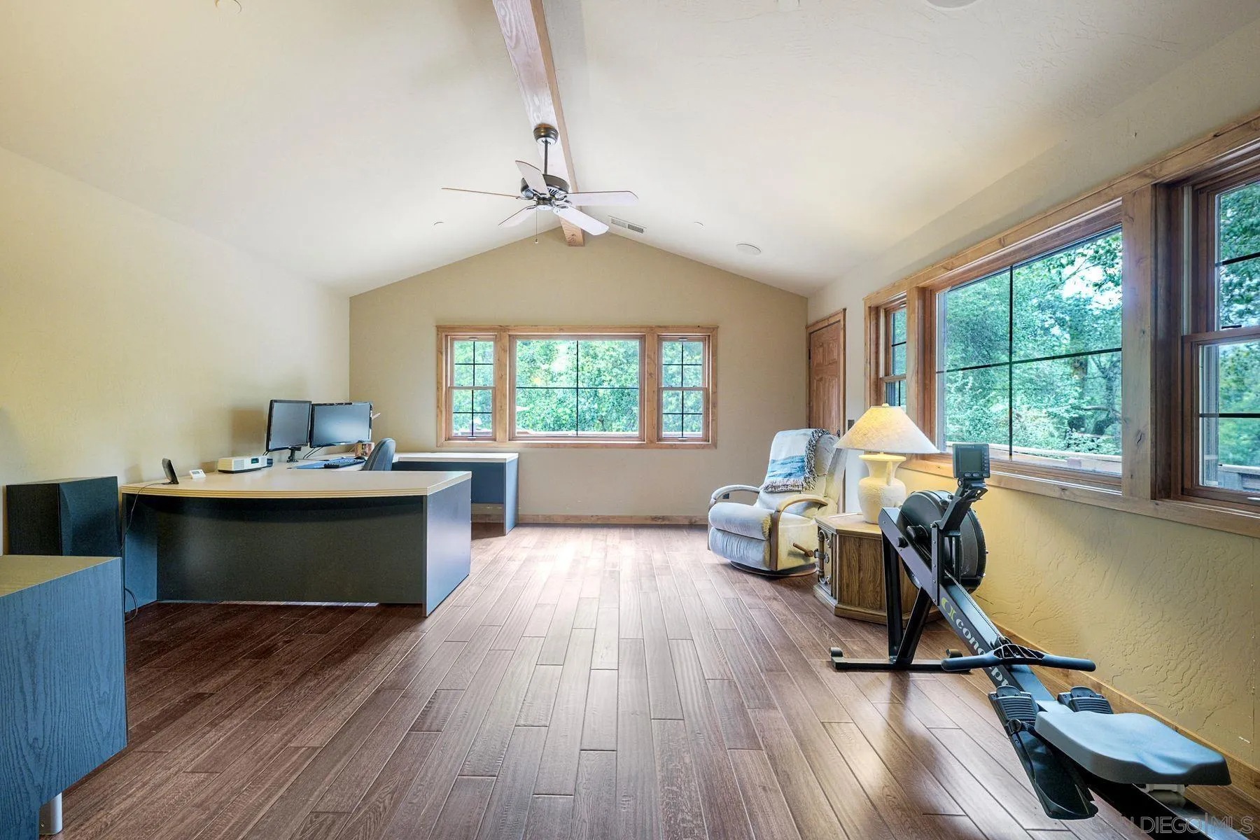 https://cdn.realtyfeed.com/cdn/127/260011084/2f1b2a8673142e2b4a5418eadf531e0a.webp