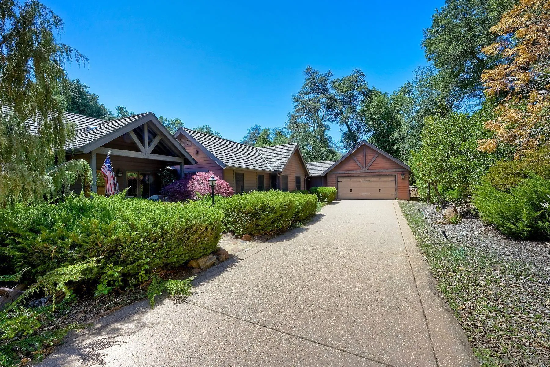 https://cdn.realtyfeed.com/cdn/127/260011084/834a25cd810e80cd700b64c42c528e54.webp