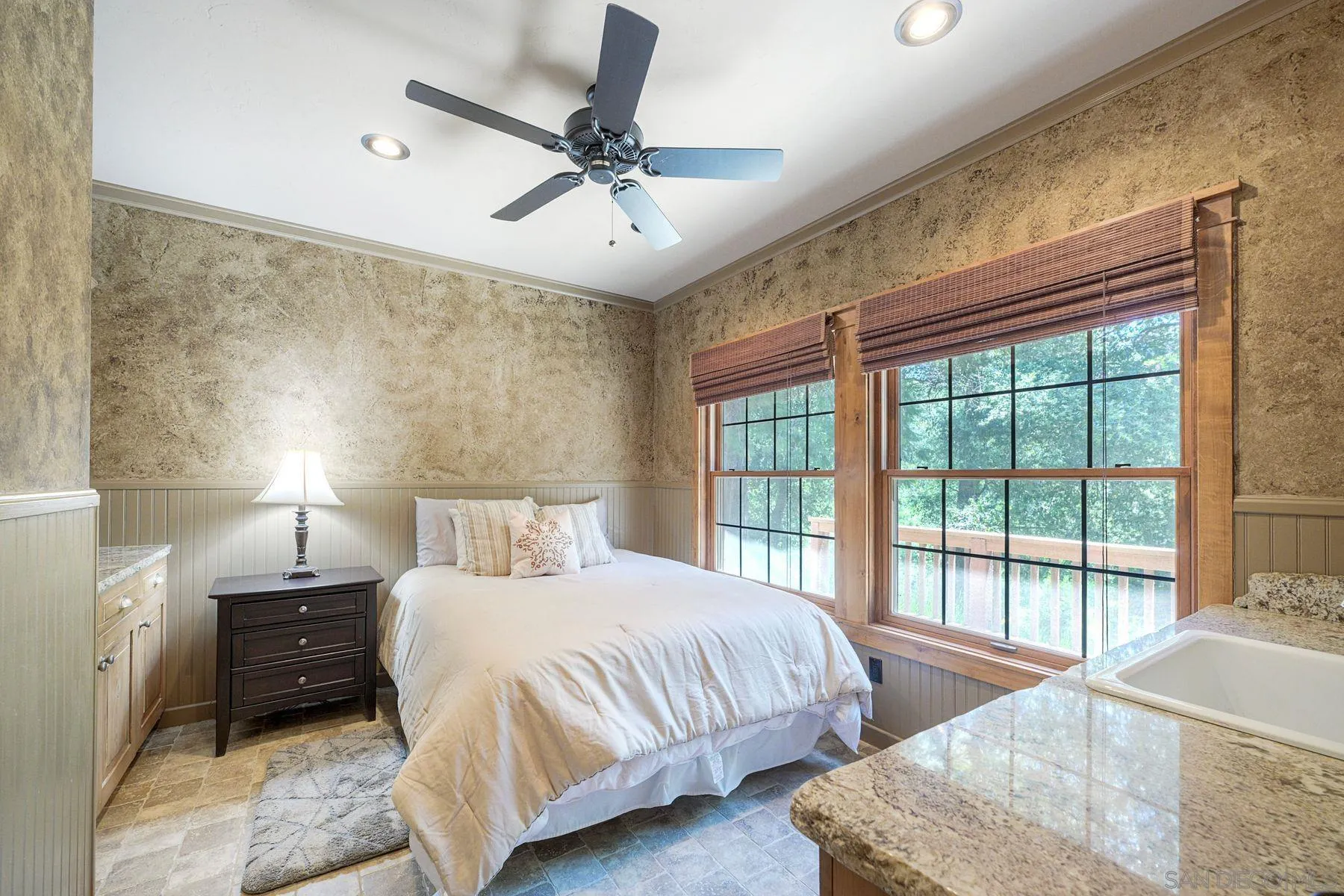 https://cdn.realtyfeed.com/cdn/127/260011084/a8a0846f62dac1ed10591a59527c3cd8.webp