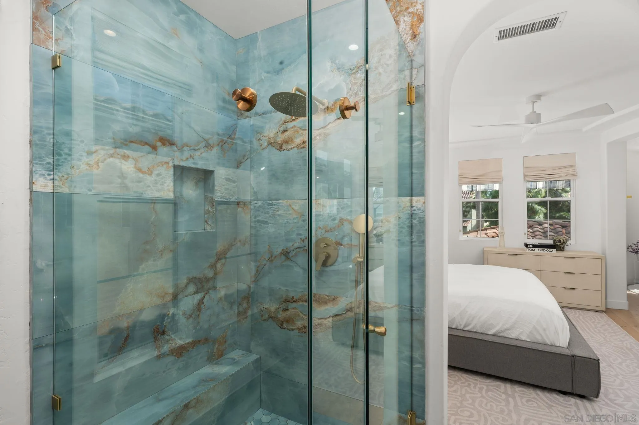 https://cdn.realtyfeed.com/cdn/127/260011087/4bcd386fdc3425284c8db089438a6d36.webp