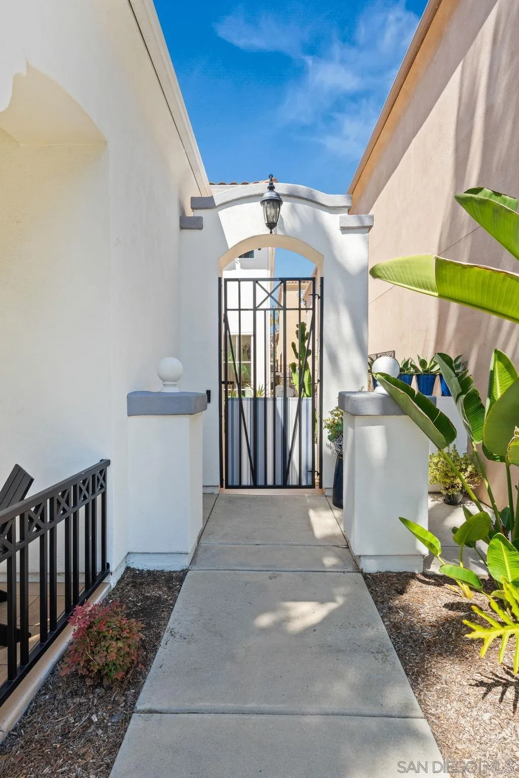 https://cdn.realtyfeed.com/cdn/127/260011087/577fb577993a15725930f6f9e6d598d8.webp