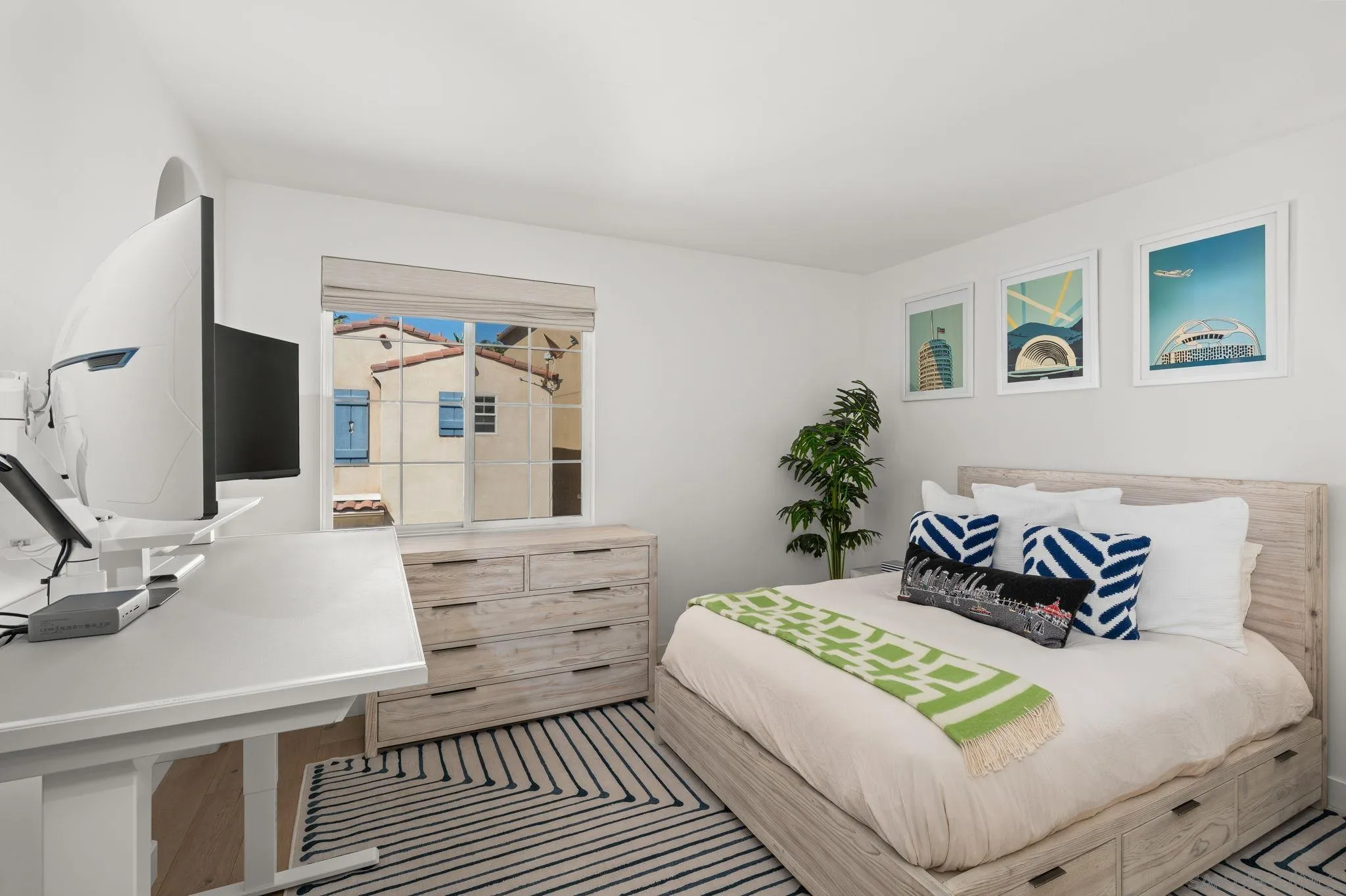 https://cdn.realtyfeed.com/cdn/127/260011087/f7bb4abbac72401b4e70bf659159c73a.webp