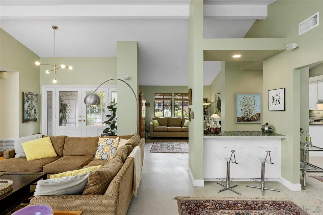 https://cdn.realtyfeed.com/cdn/127/260011088/8e63b11a665769fc154d7b1386aab4f3.webp