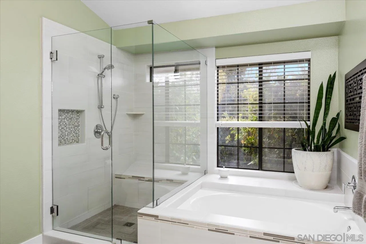 https://cdn.realtyfeed.com/cdn/127/260011088/9ed29cddd2a82e1ca8c507df9f01f0a3.webp