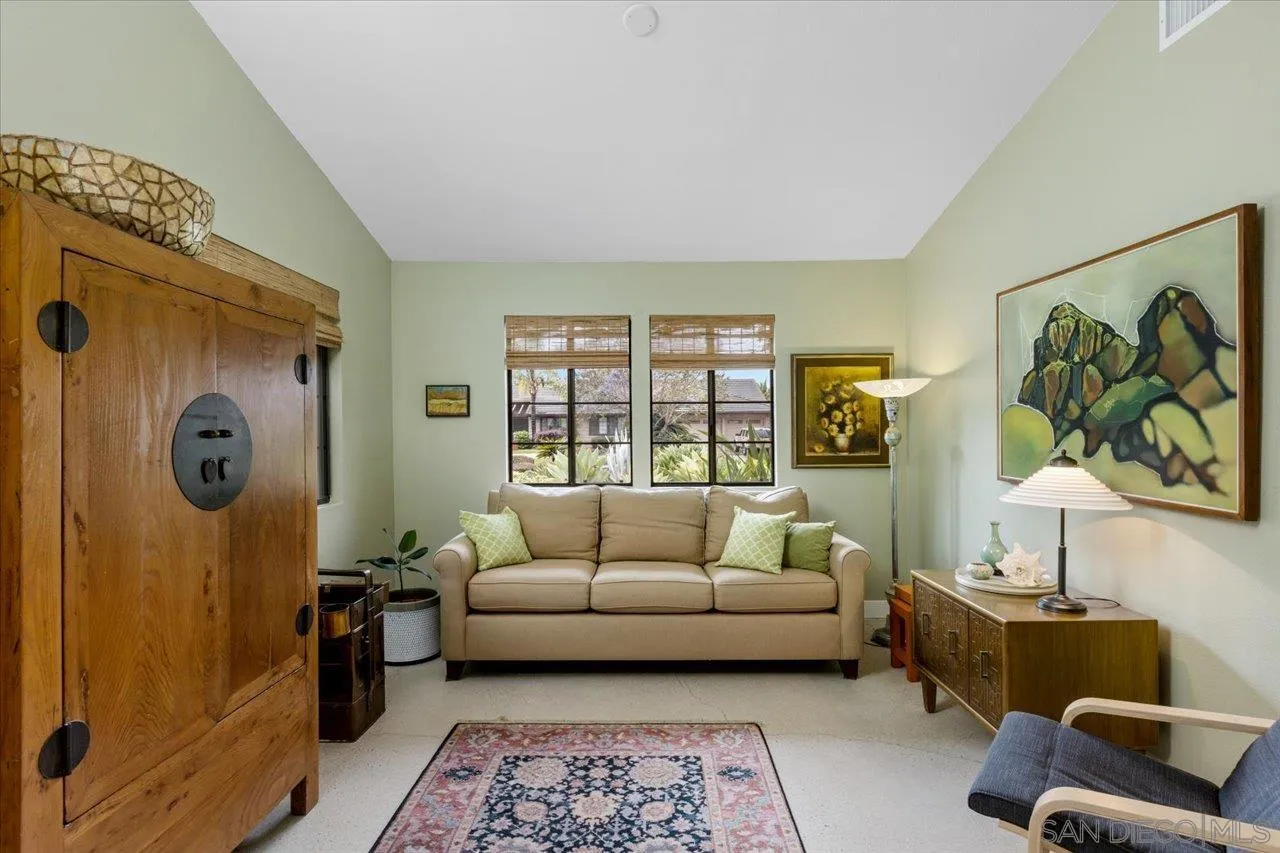 https://cdn.realtyfeed.com/cdn/127/260011088/aa23343ff63e1492f8348d3d821e45e5.webp