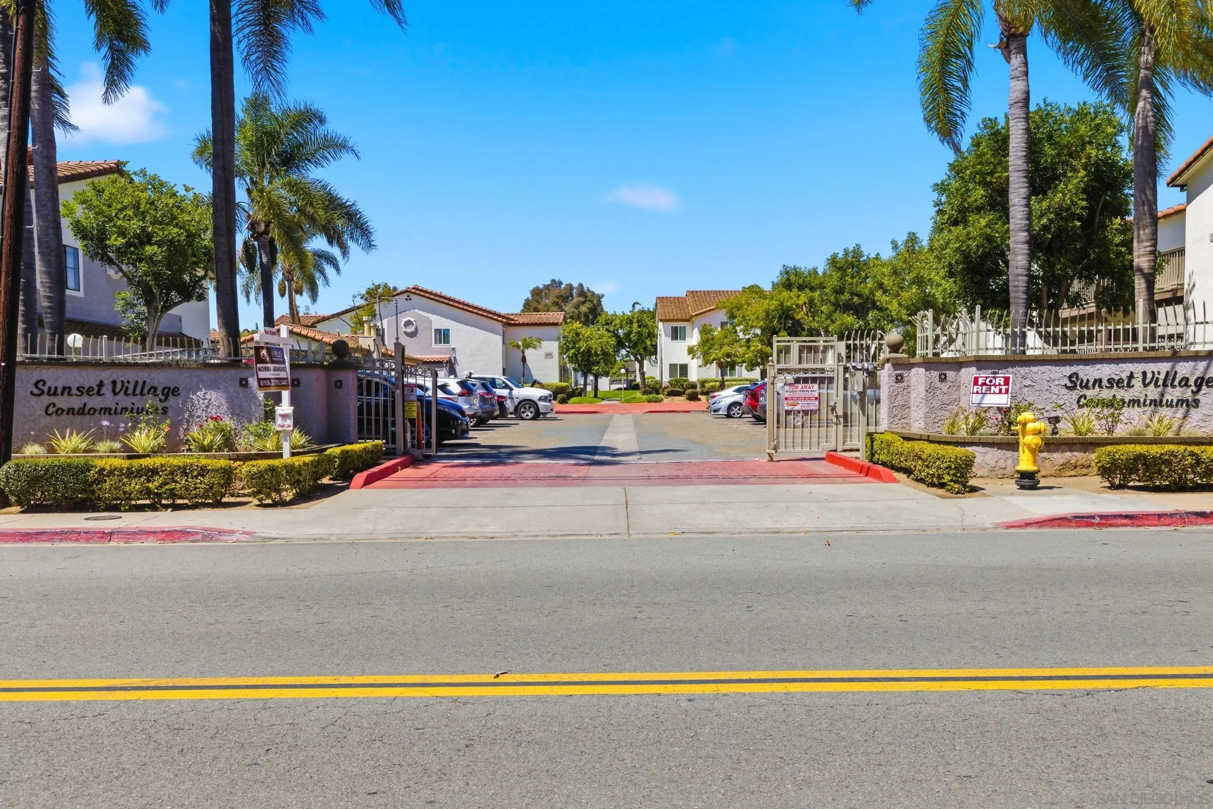 https://cdn.realtyfeed.com/cdn/127/260011093/00d453c8dcc86ac4164eff0b605ac060.webp