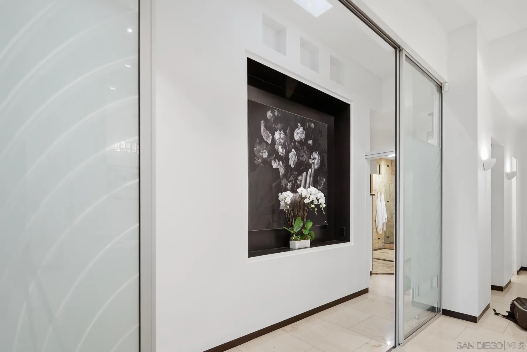 https://cdn.realtyfeed.com/cdn/127/260011095/1c02199c07f8fc173ebb055915c181c5.webp