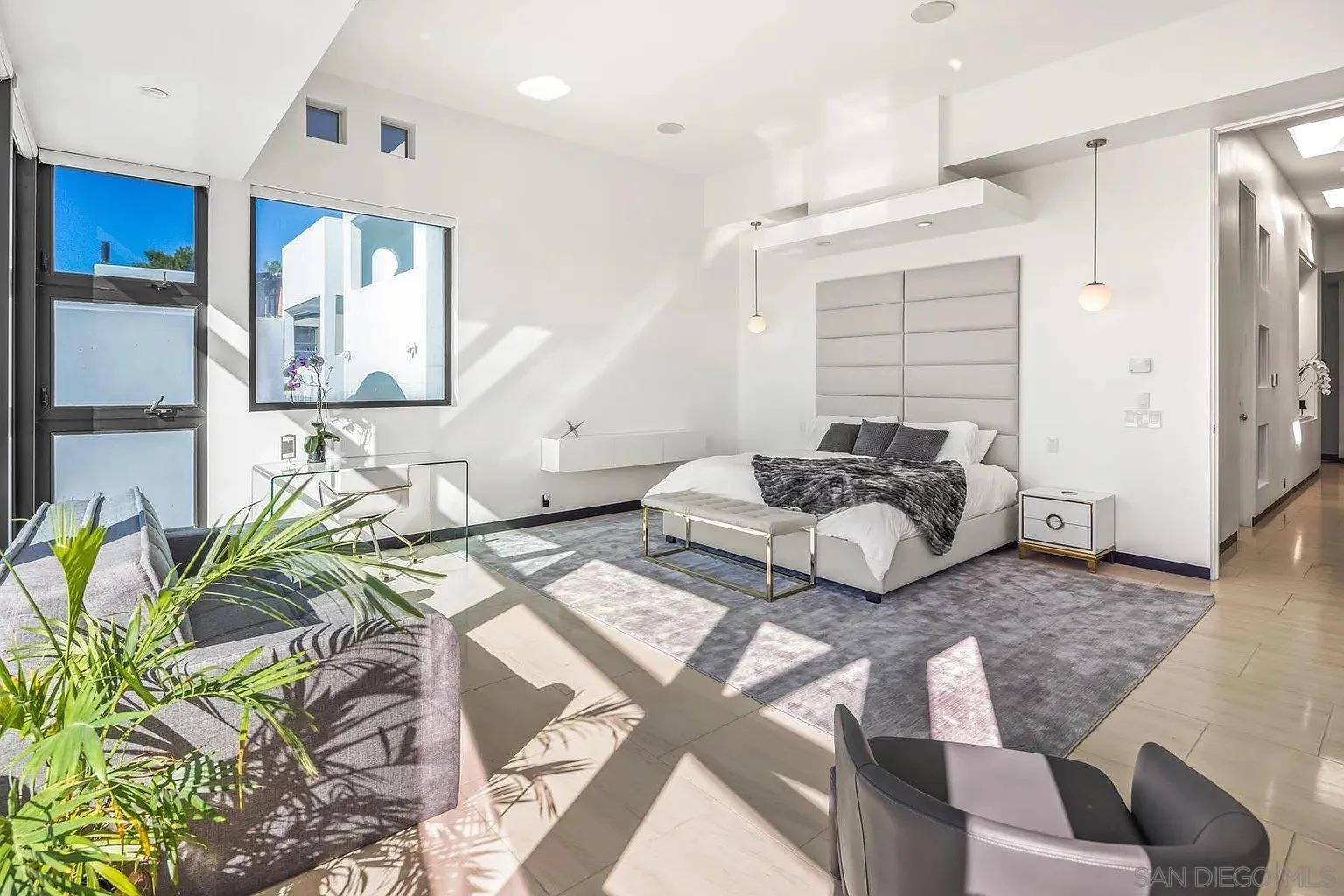 https://cdn.realtyfeed.com/cdn/127/260011095/51d0778274ba2533ba8992b0e9d09e90.webp