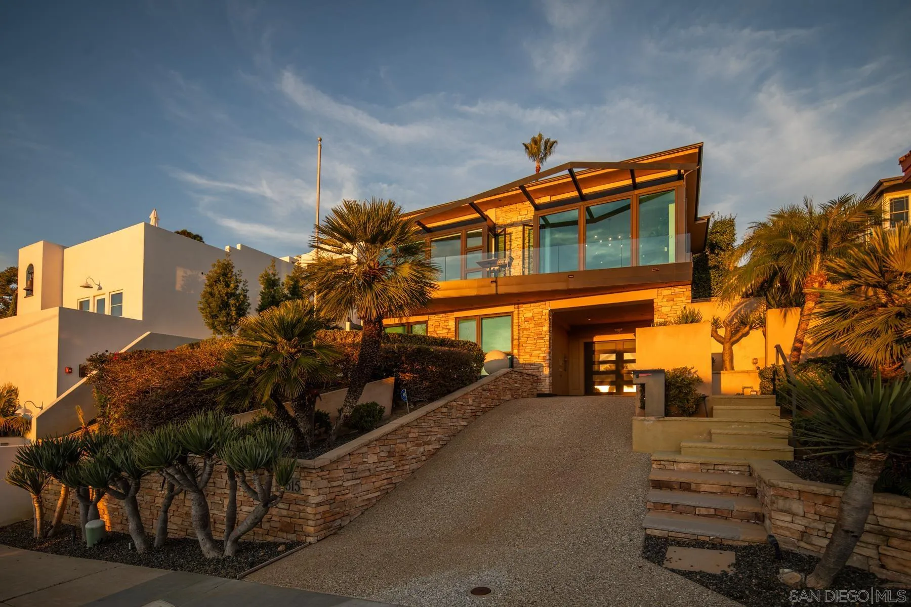 https://cdn.realtyfeed.com/cdn/127/260011095/60d46d06e547ff2516a8dfa5ed415f25.webp
