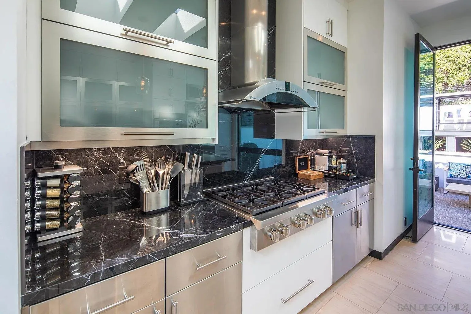https://cdn.realtyfeed.com/cdn/127/260011095/b9c8d009acf10beb527e9bf6f8bd5d67.webp