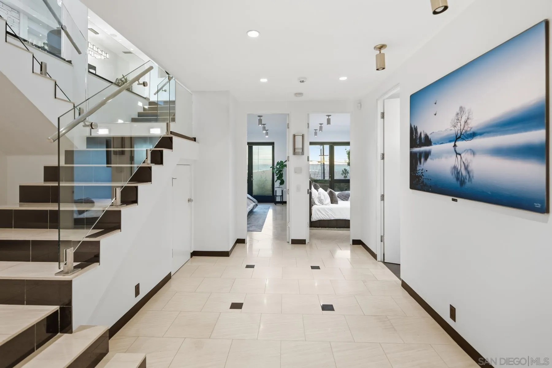 https://cdn.realtyfeed.com/cdn/127/260011095/fcacf72d6ba850b75f5eae21c392a885.webp