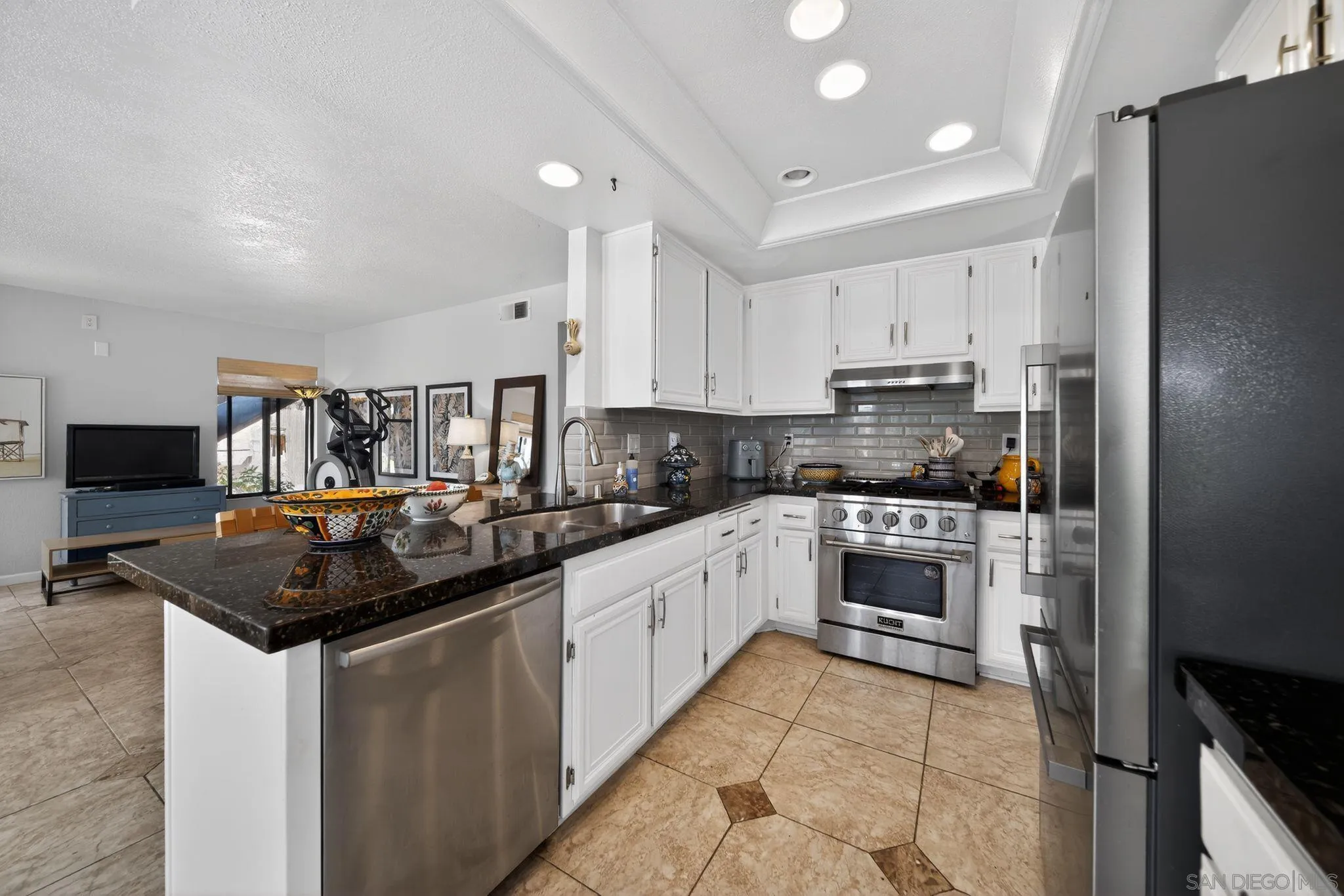 https://cdn.realtyfeed.com/cdn/127/260011096/96b48b72d37ea54c2f3845555b913a8a.webp