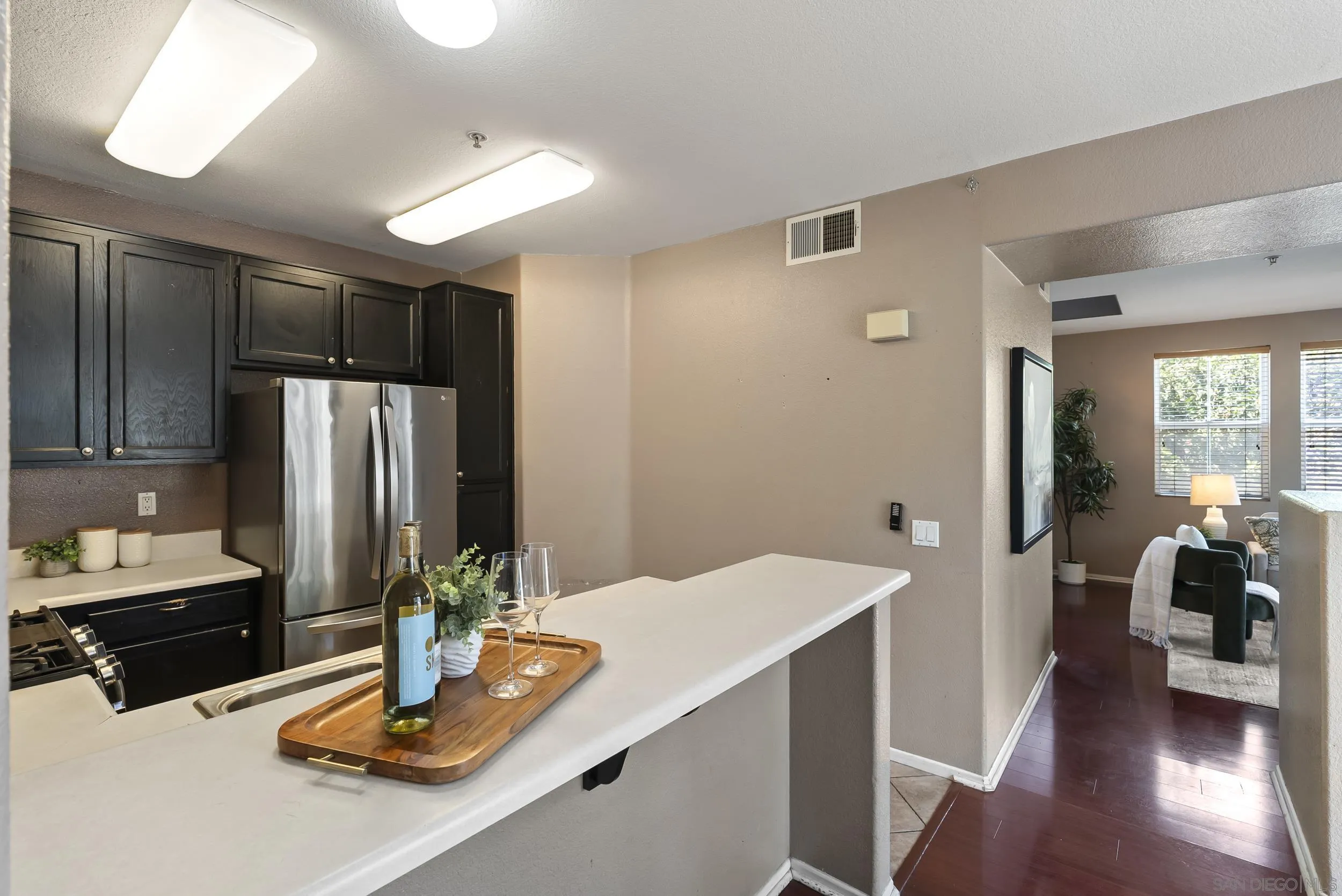Photo #9: 260011097 Listing: Photo #9