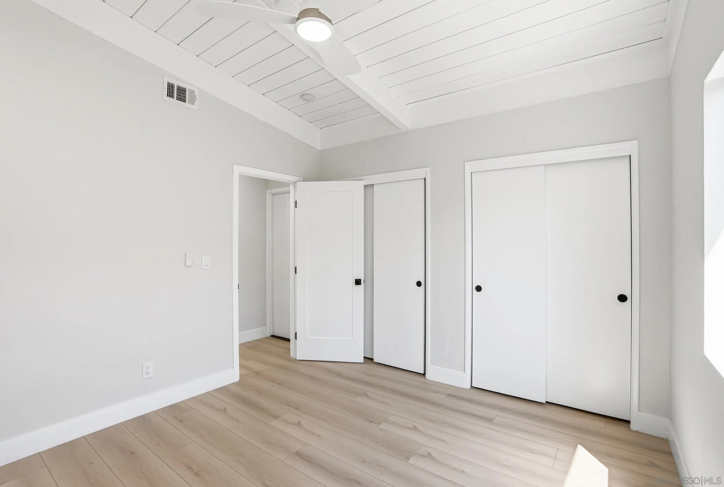 https://cdn.realtyfeed.com/cdn/127/260011098/0d975406a0d7596206e720bd7a36d775.webp
