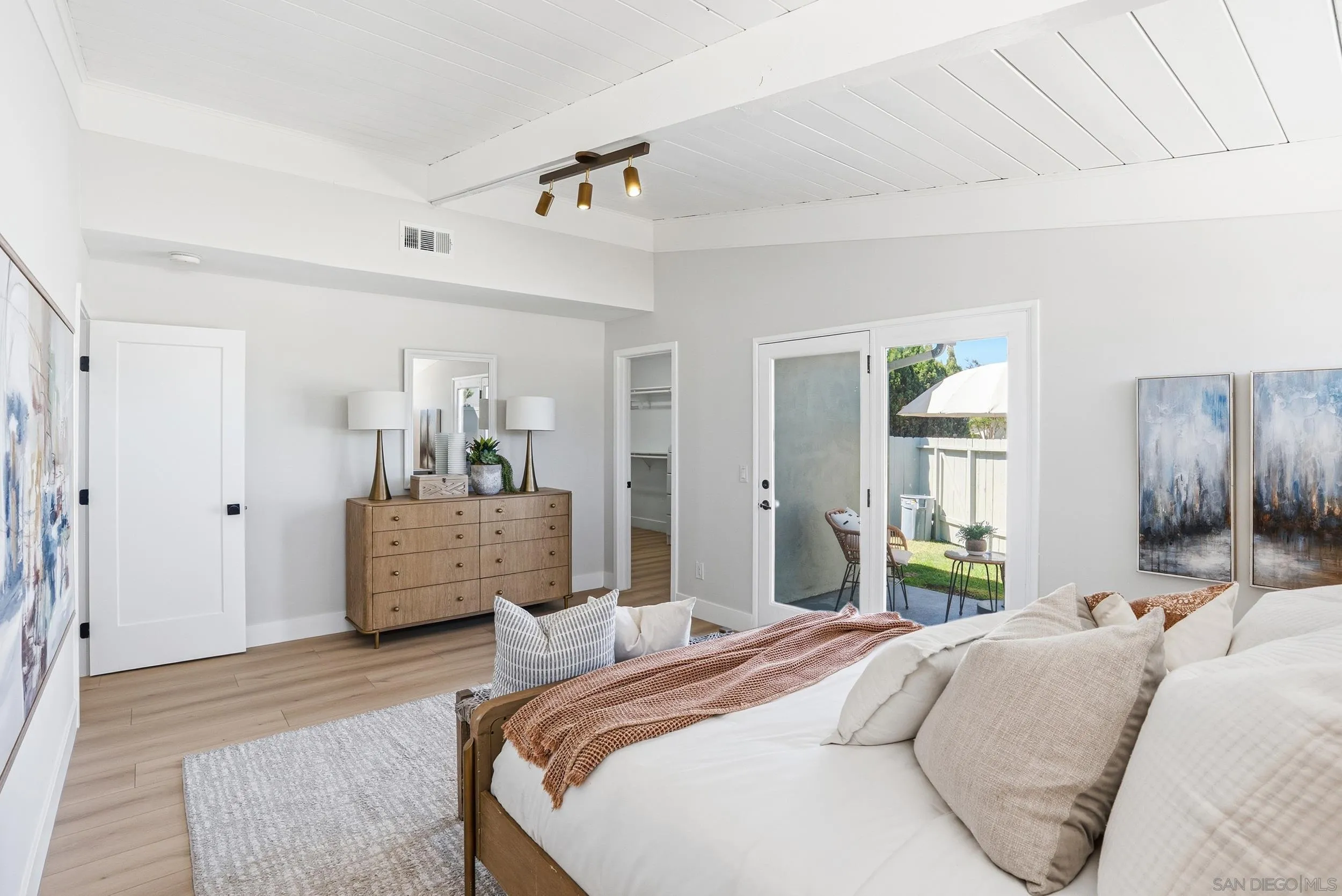 https://cdn.realtyfeed.com/cdn/127/260011098/2e16acb56cbdfc20b300d1da8cacfd27.webp