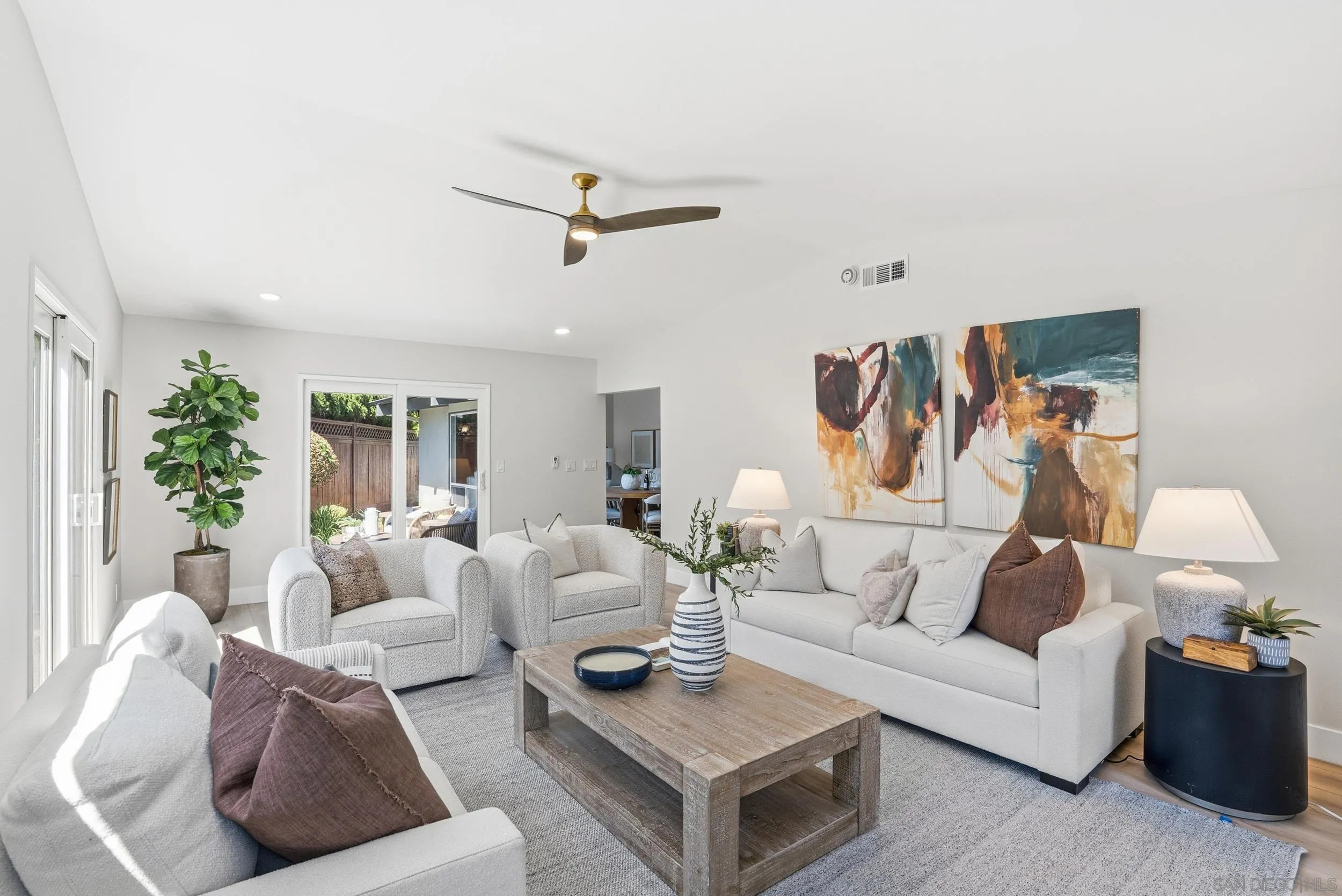 https://cdn.realtyfeed.com/cdn/127/260011098/a400ab4477dc5770f40644c65a7b4d3d.webp