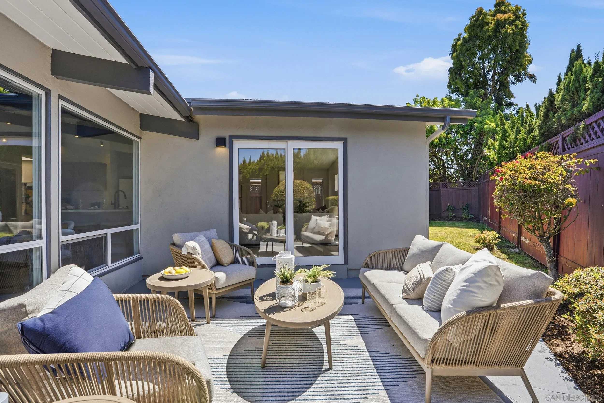 https://cdn.realtyfeed.com/cdn/127/260011098/b8d56fd2868376580279bfbd5e8c0098.webp