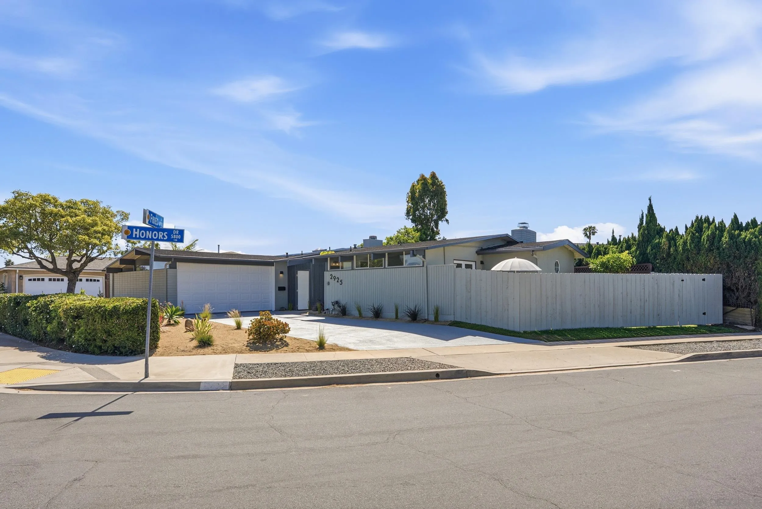https://cdn.realtyfeed.com/cdn/127/260011098/babf2b0e310235d712d8f00c0c32fabf.webp