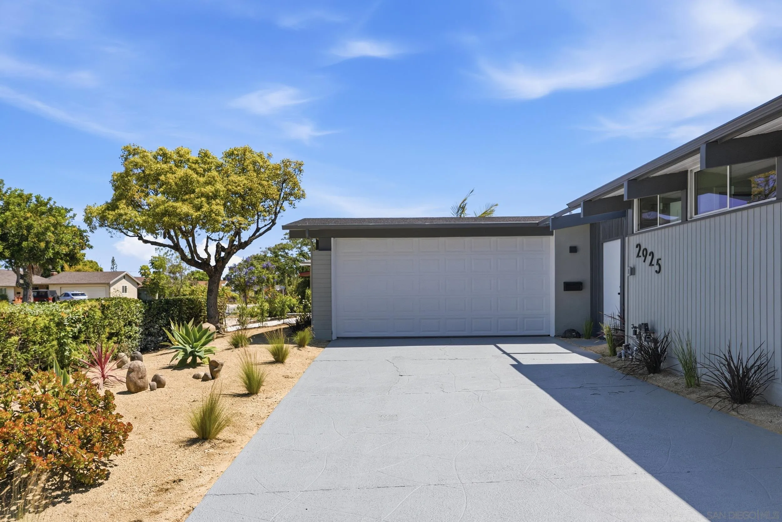 https://cdn.realtyfeed.com/cdn/127/260011098/badc227b4a2d4981b12e2e6c913082fa.webp