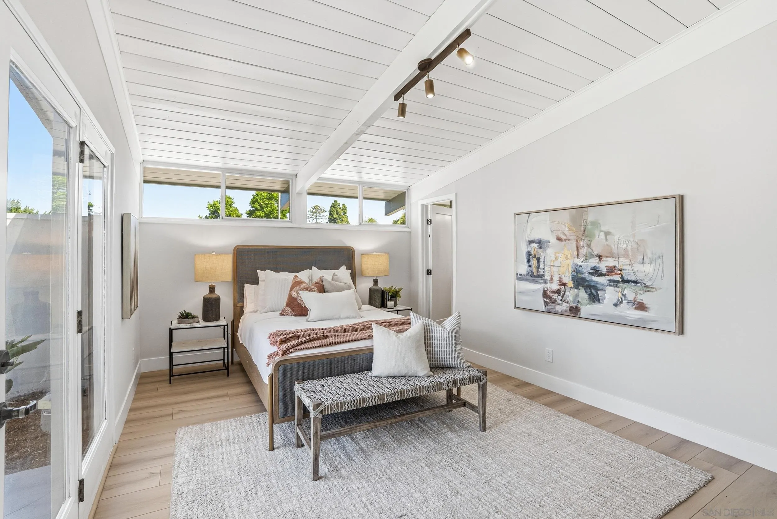 https://cdn.realtyfeed.com/cdn/127/260011098/fe5967c865b95519942f3b3cae3761bf.webp