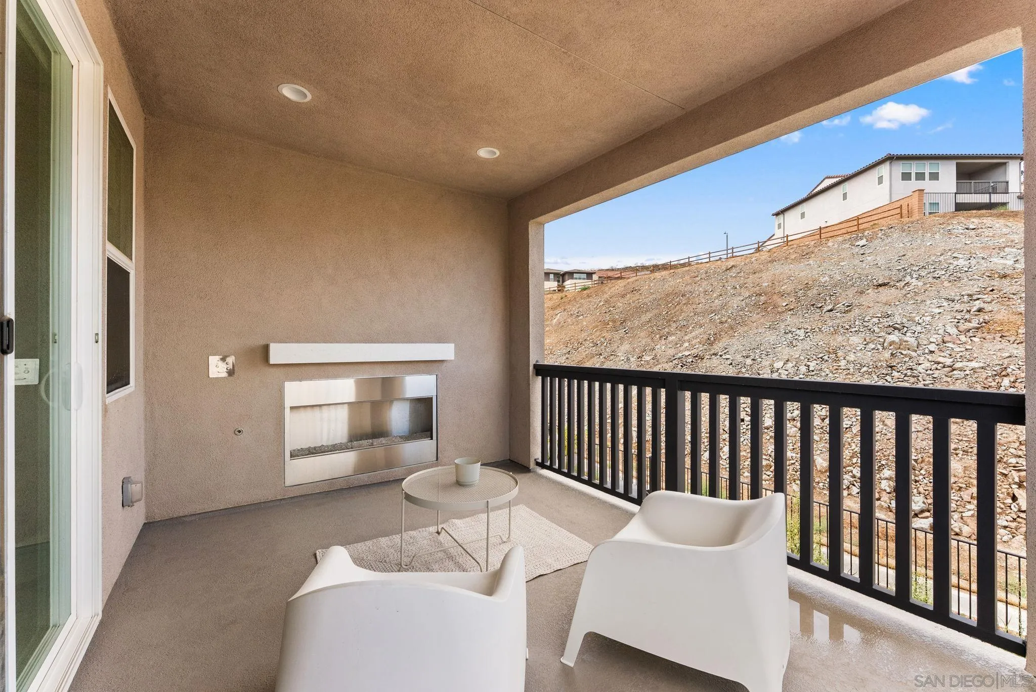 https://cdn.realtyfeed.com/cdn/127/2600111/475c97e1e50a0ba9e14d7823310e6e3d.webp
