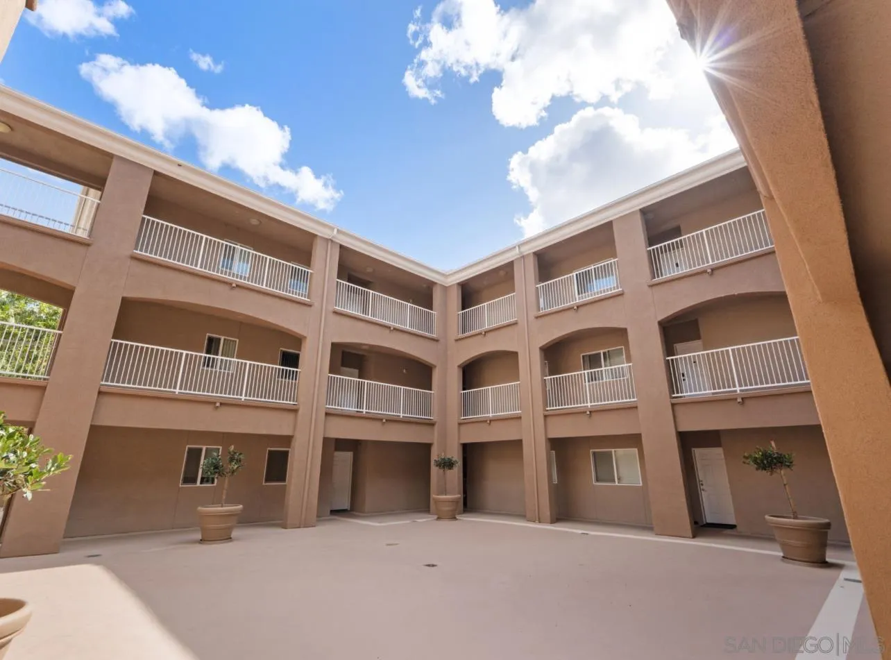 https://cdn.realtyfeed.com/cdn/127/260011101/334cec3b6b8d140134f823f8ed41a1fc.webp