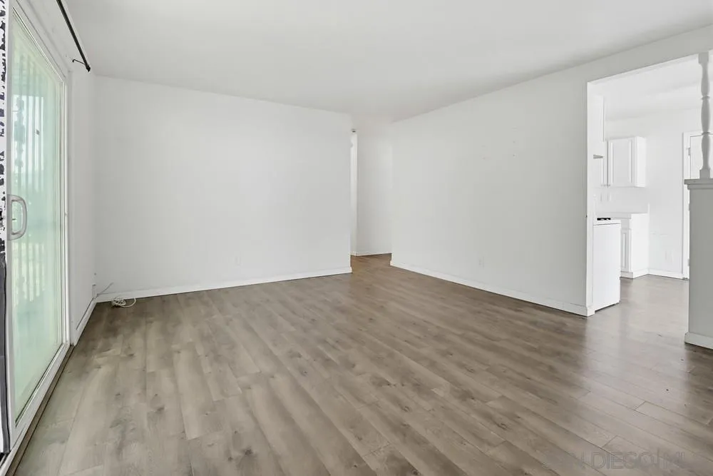 https://cdn.realtyfeed.com/cdn/127/260011102/36c262a72da4c788c1c0ec835e7cff02.webp