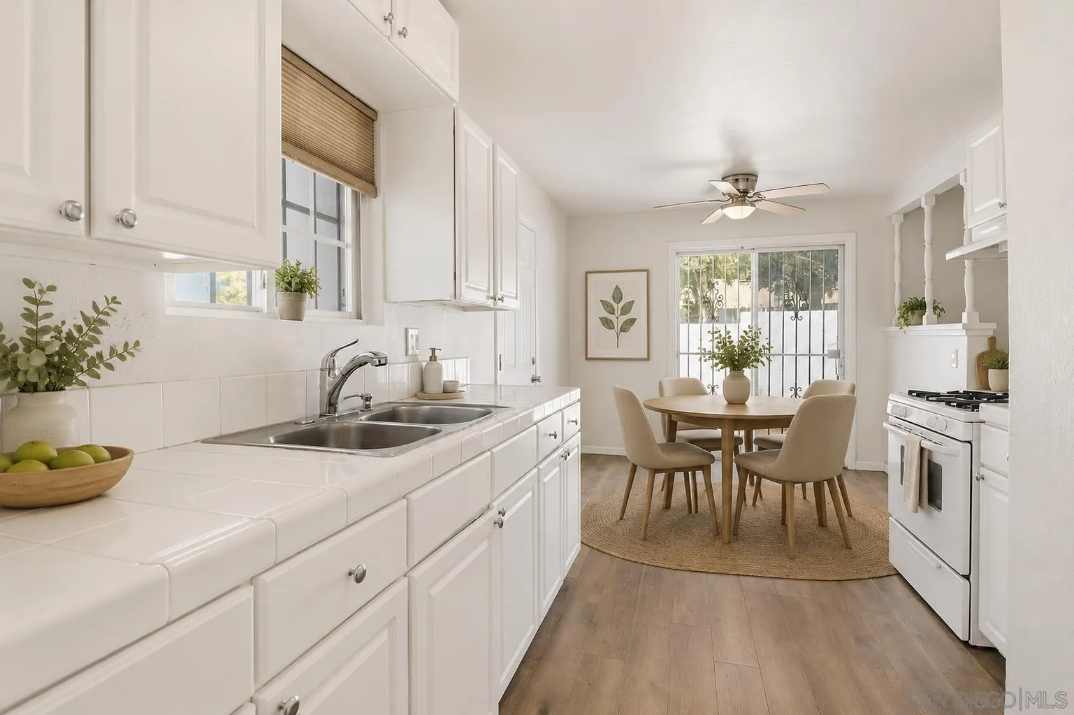 https://cdn.realtyfeed.com/cdn/127/260011102/e41a58b79cacb26cb21ca60031f372c6.webp