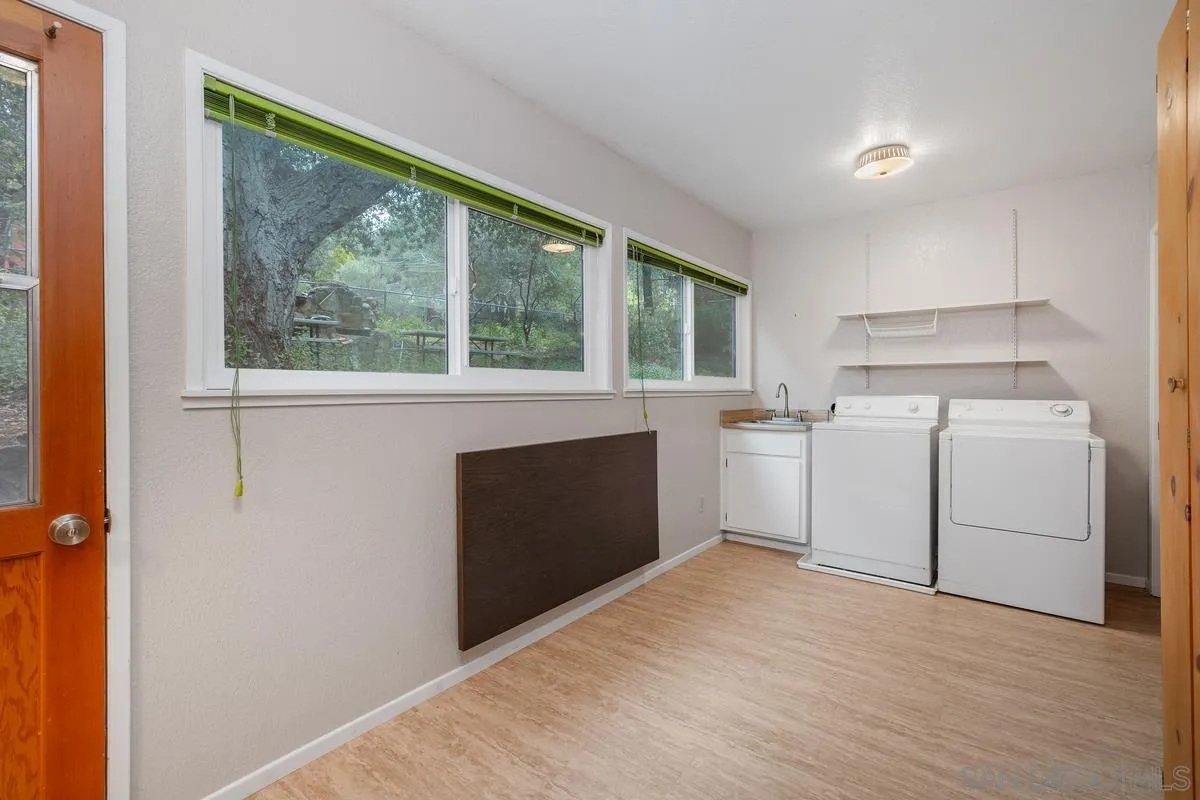 https://cdn.realtyfeed.com/cdn/127/260011104/2a3730081980c7856c7f2ddba23d52bf.webp
