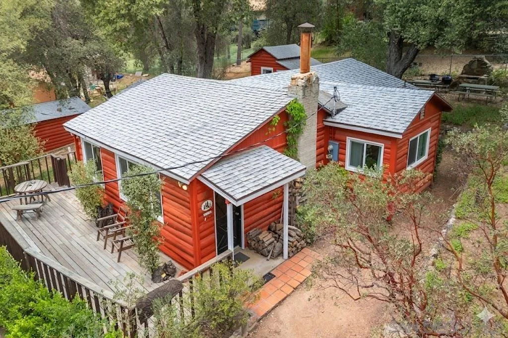 https://cdn.realtyfeed.com/cdn/127/260011104/dad80a5ce596b37ff44badfab9147e1b.webp