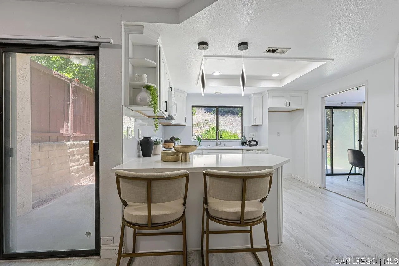 https://cdn.realtyfeed.com/cdn/127/260011108/f5444ee7430077fe56d4089d6ea57726.webp