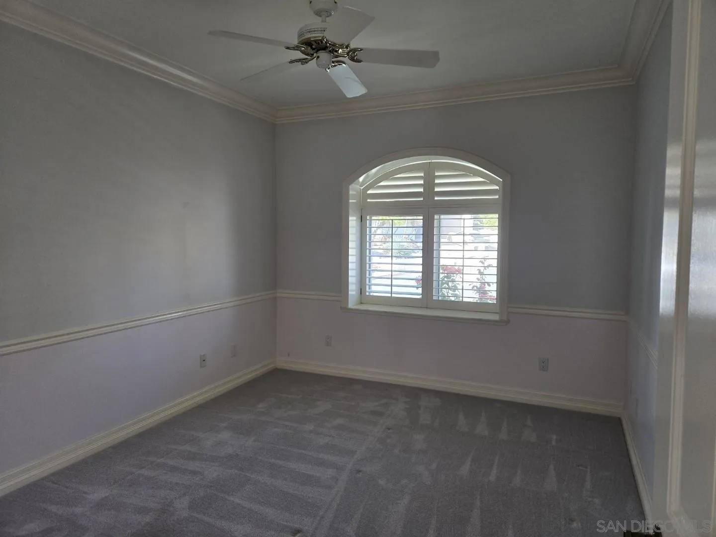 https://cdn.realtyfeed.com/cdn/127/260011109/d55f1c7ac7be28723a561a09a7563fa0.webp