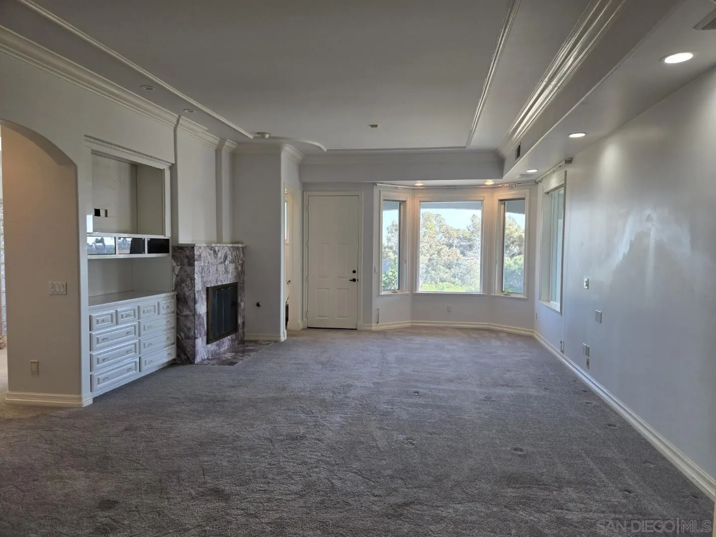 https://cdn.realtyfeed.com/cdn/127/260011109/d870611d9af5981e265cd202f2503d3b.webp