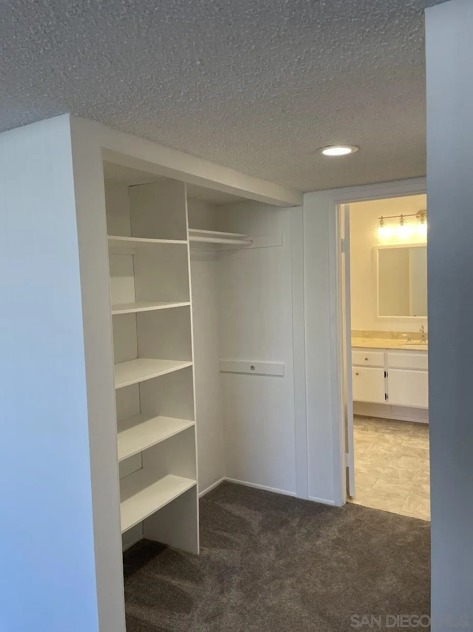 https://cdn.realtyfeed.com/cdn/127/260011110/7237b6f05f466371c5ce1aa3959a3113.webp