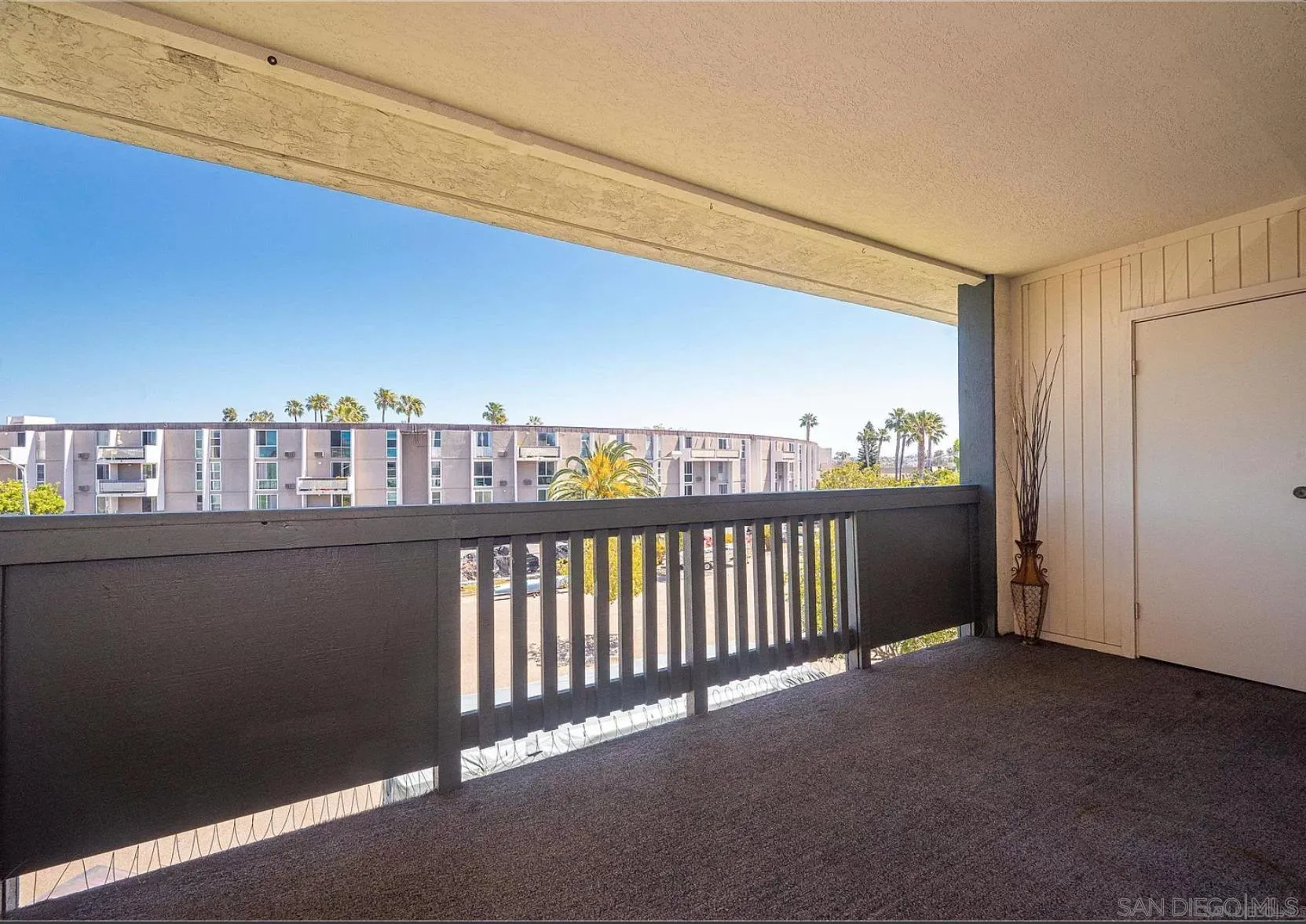 https://cdn.realtyfeed.com/cdn/127/260011110/80f3aeec2ab208a87c2df91ae78f1afc.webp