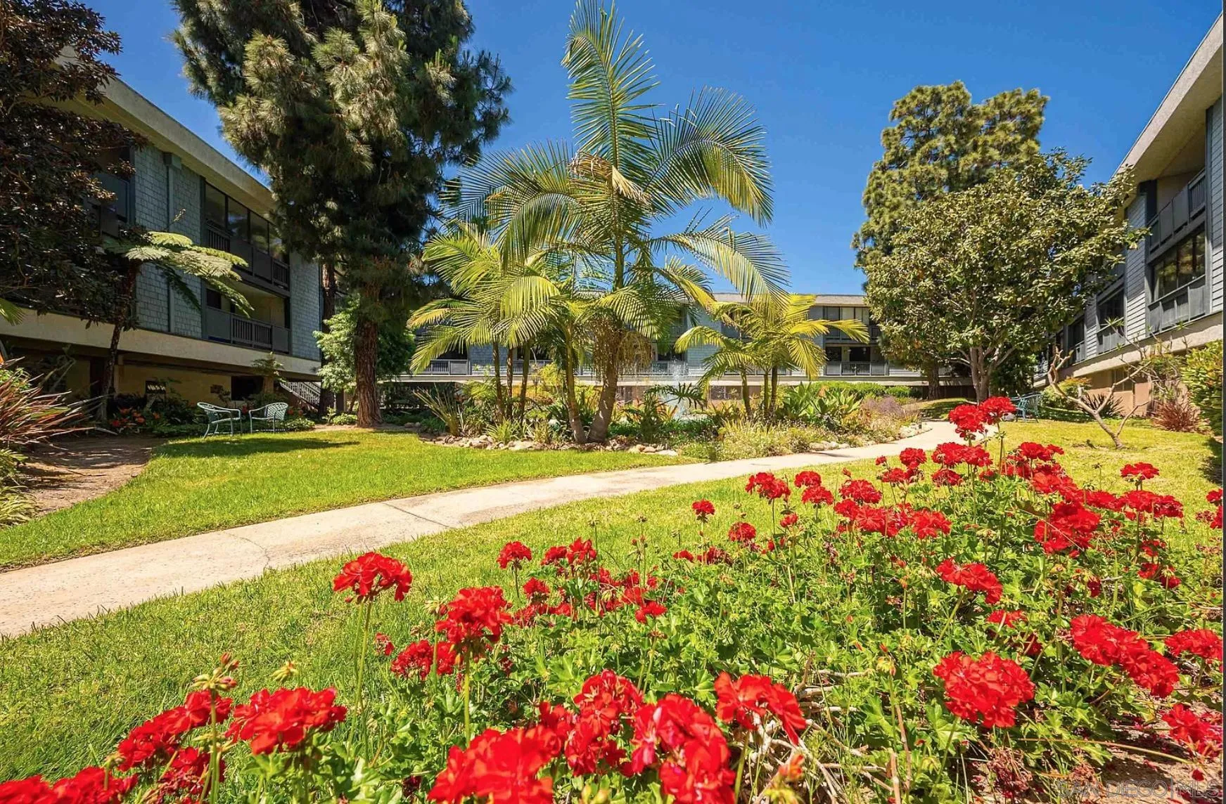 https://cdn.realtyfeed.com/cdn/127/260011110/c01ab39d1cf6c15b8501374e3e0962ad.webp