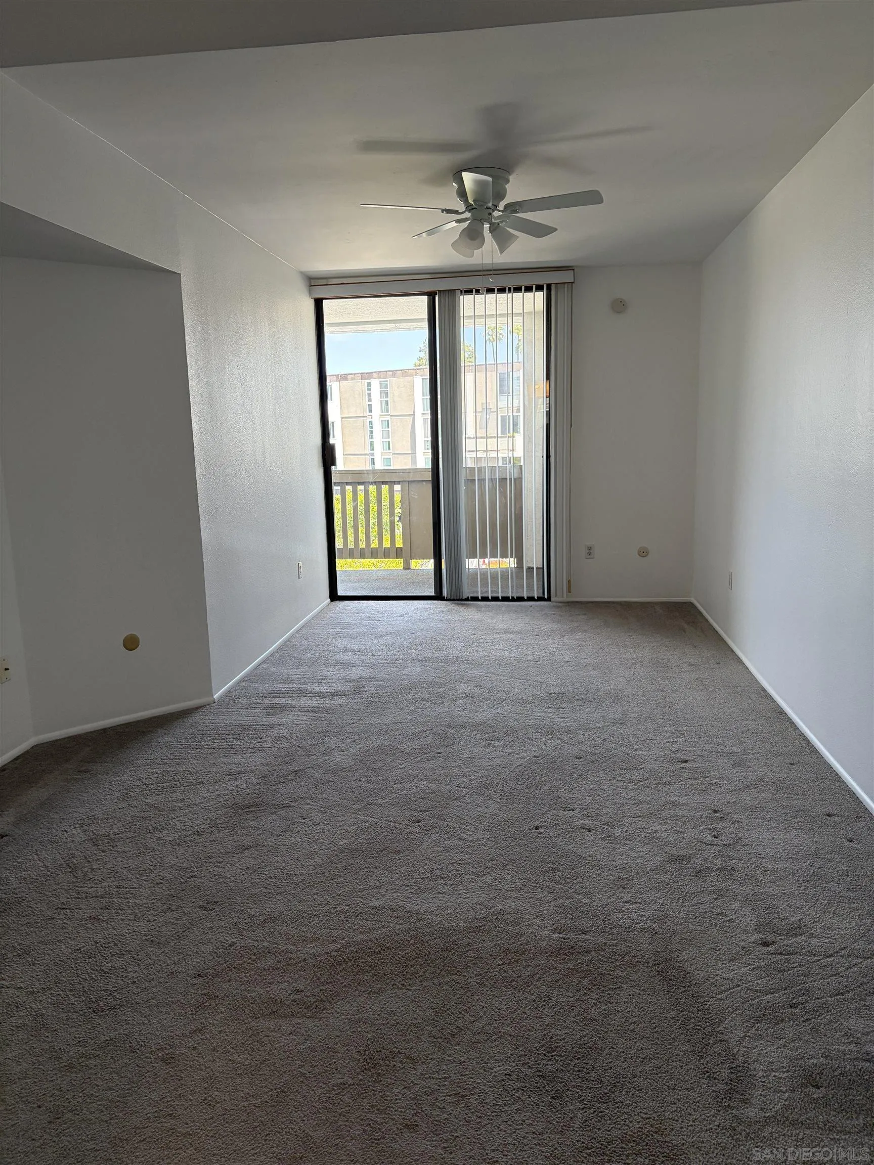 https://cdn.realtyfeed.com/cdn/127/260011110/d4f997da8e045f9de2b295322b90e700.webp