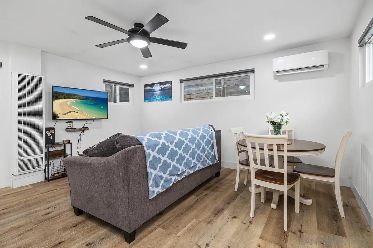 https://cdn.realtyfeed.com/cdn/127/260011114/04185a11634f0a36f20d2397d23c5146.webp