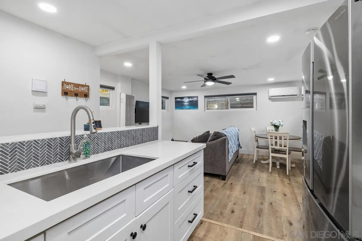 https://cdn.realtyfeed.com/cdn/127/260011114/0bfb5dc69badb5a70d020a5f077f431d.webp