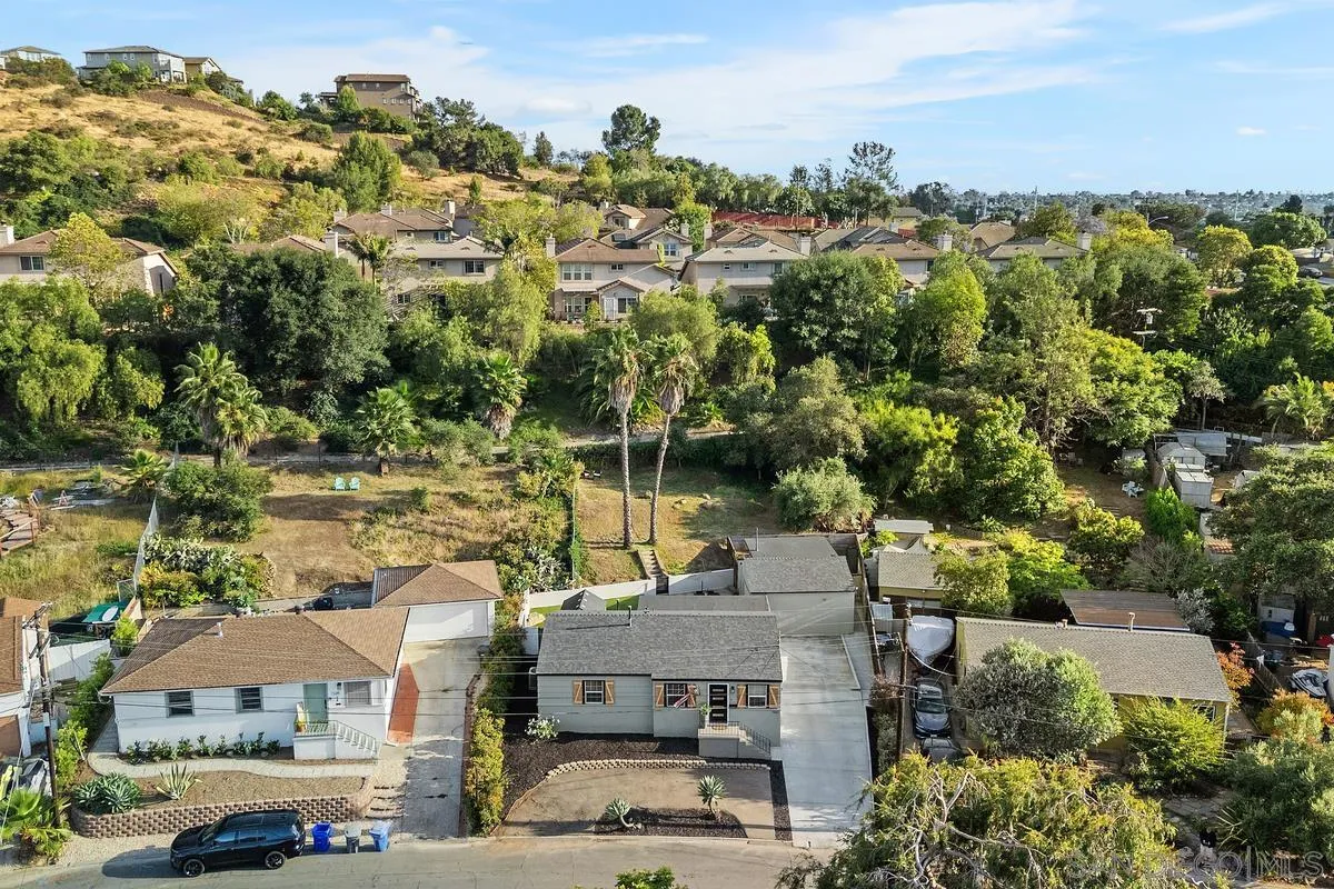 https://cdn.realtyfeed.com/cdn/127/260011114/43a45bdfbbccfa04680f0c390db5611a.webp