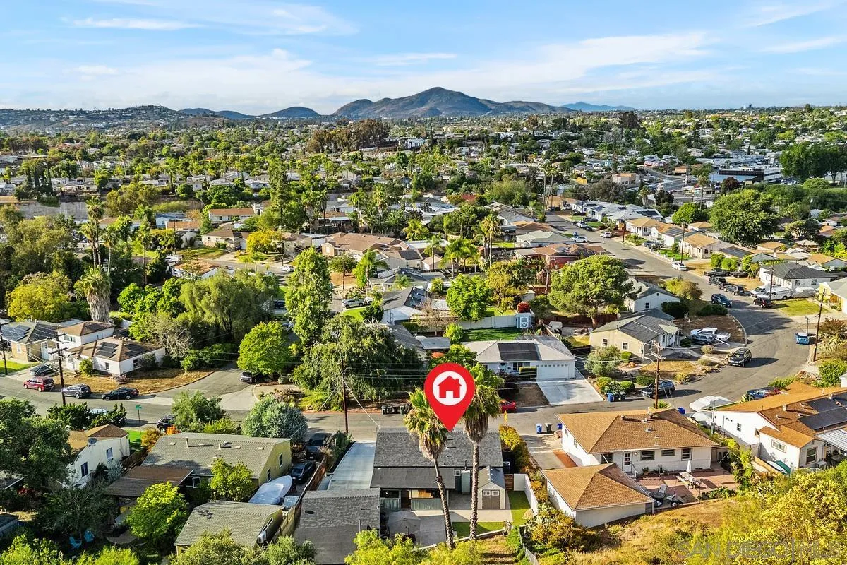 https://cdn.realtyfeed.com/cdn/127/260011114/bea3f5b513c2026386f40c85d7e29112.webp