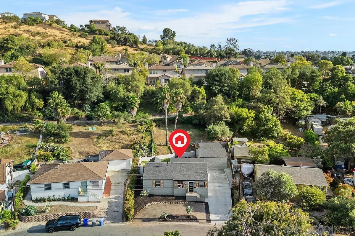 https://cdn.realtyfeed.com/cdn/127/260011114/bf4d0c3966f568f6be3e38b32adceedf.webp