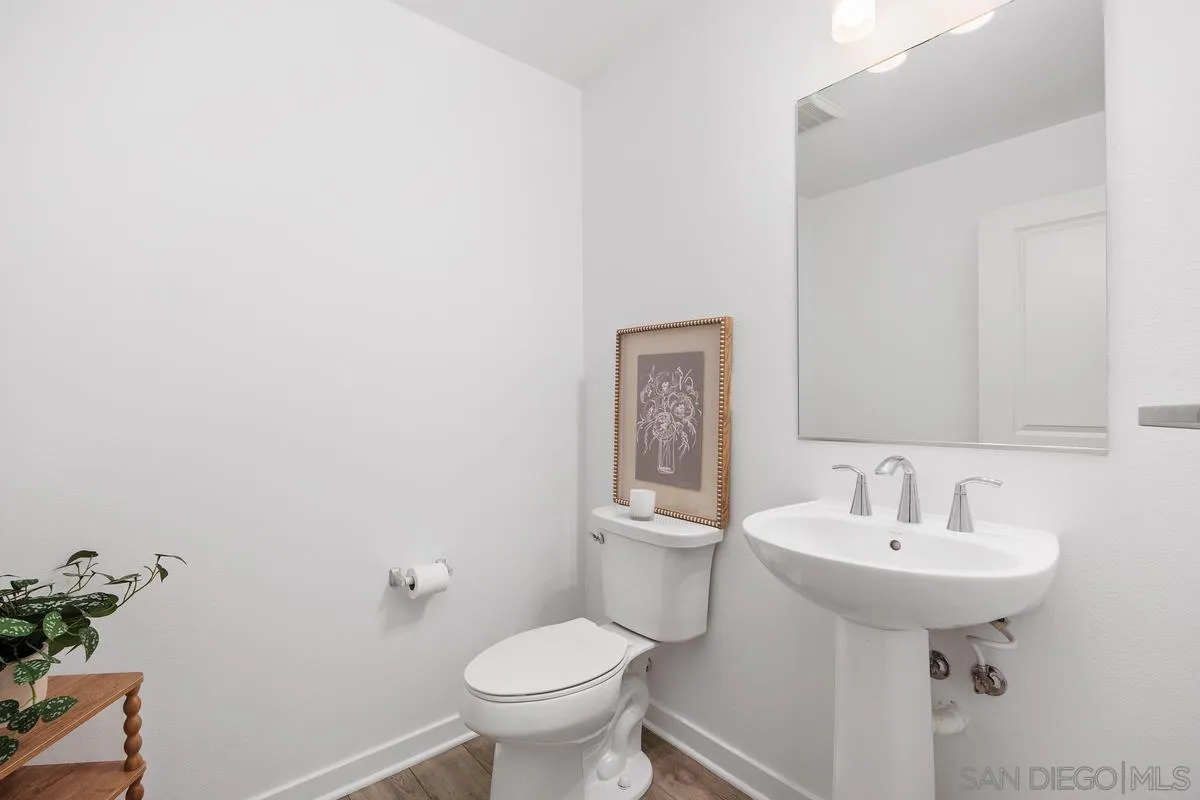 Photo #12: 260011116 Listing: Photo #12