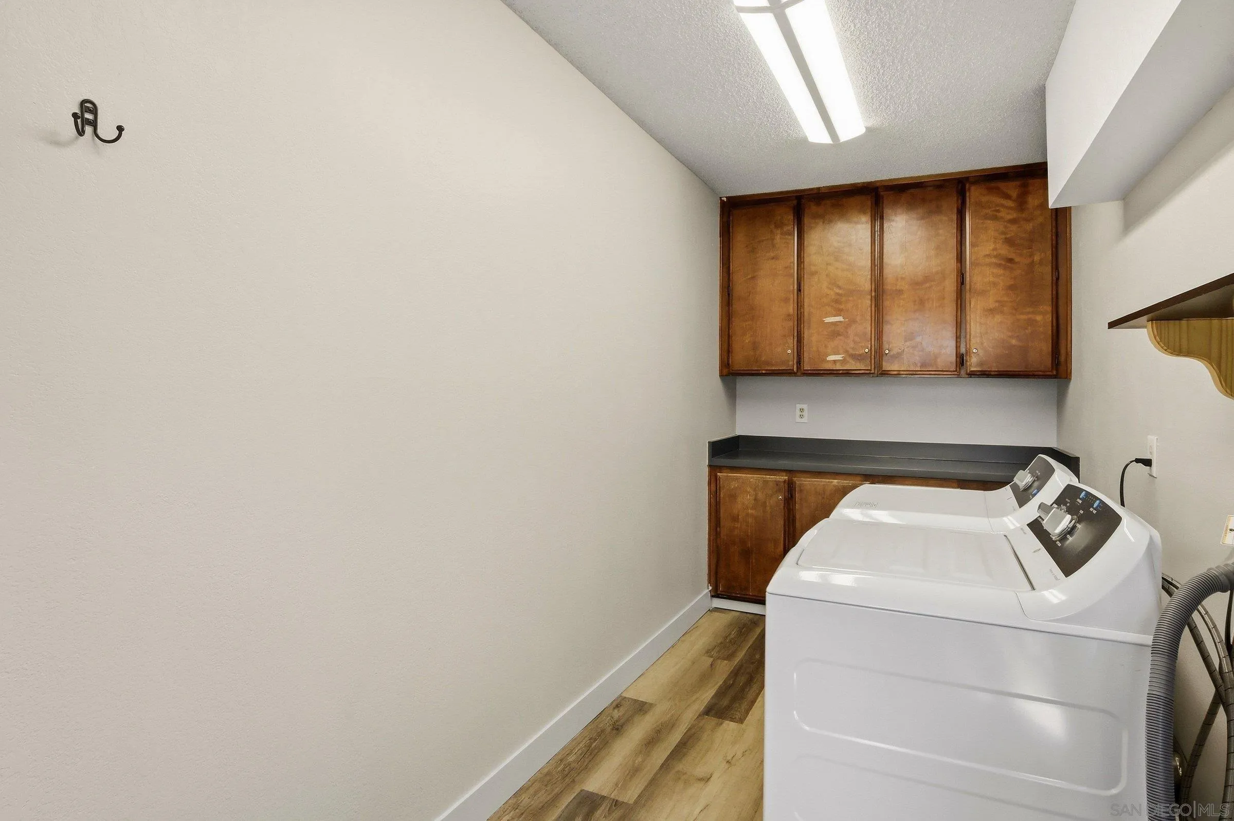 https://cdn.realtyfeed.com/cdn/127/260011117/543a3381ecac7389872992af6052d8aa.webp